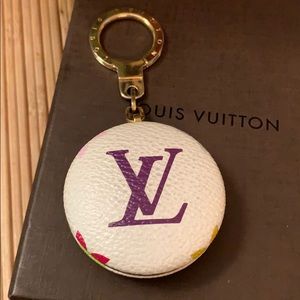 DO NOT BUY - ON HOLD FOR ALIESMOMMY🔥1 HOUR SALE🔥💯% Auth L Vuitton Keychain